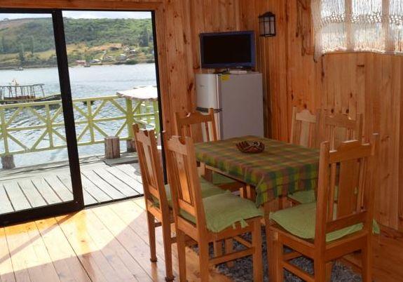 cabanas-palafito-capitan-cheve-castro-chile